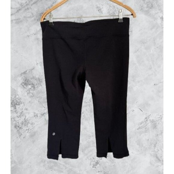 Lululemon Tadasana Slit Crop Black Capri Leggings With Side Slits  Hidden Pocket - Picture 2 of 7